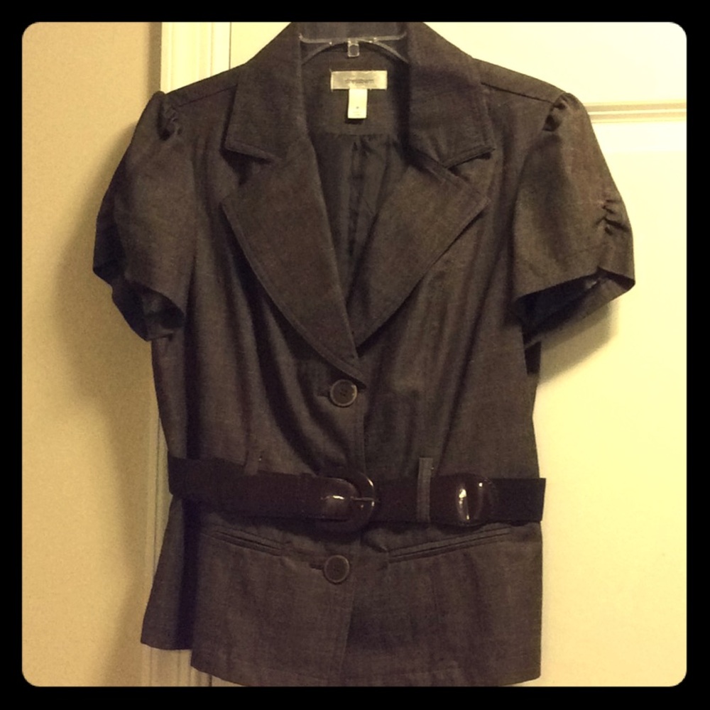 Brown short sleeve blazer